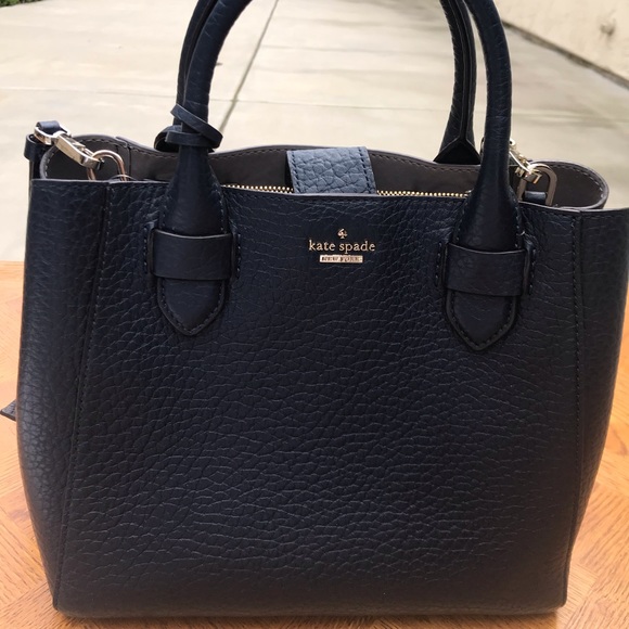 kate spade Handbags - Kate Spade Leather Satchels/ Crossbody Bag